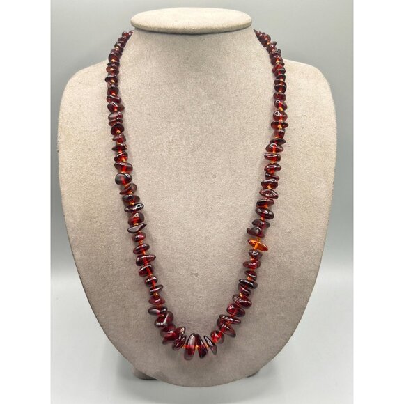 Graduated Amber Necklace Cherry Red Amber Nuggets Hand Knotted Beaded Jewelry - Picture 4 of 9